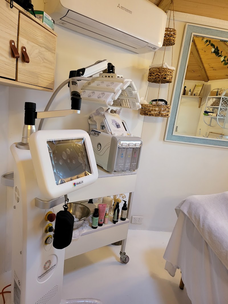 Fuzzy Bee Laser & Massage Central Coast - Day Spa in Central Coast