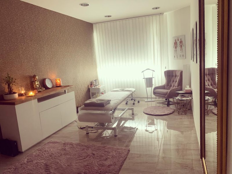 FyzioSnehan masáže Vinohrady Praha - Day Spa in Praha