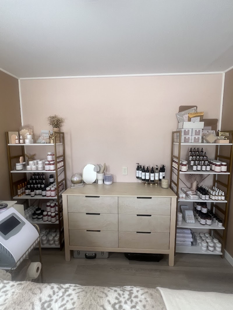 Muncie getbodiedbylatashia - Day Spa in Muncie