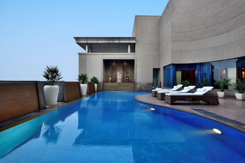 Girls Rishikesh Spa Centre - Wellness Clinic in Rishikesh