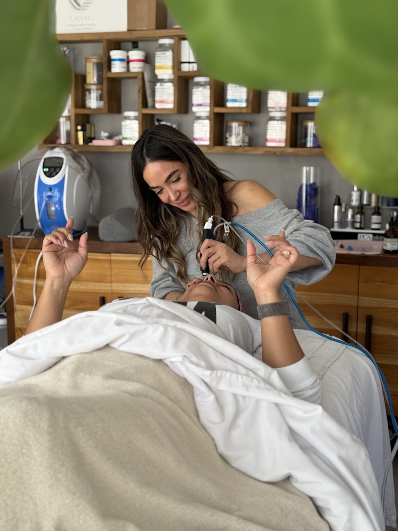 Glotique Miami Shores - Day Spa in Miami Shores