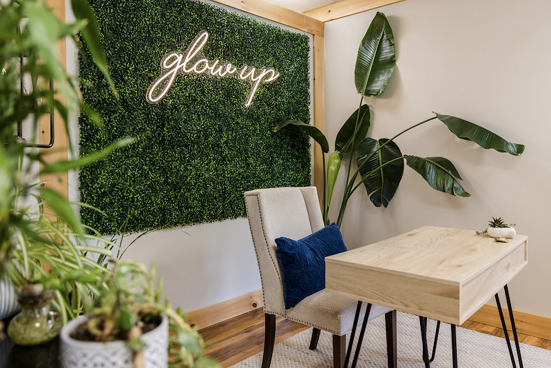 Glow Up Skincare Studio Gray - Day Spa in Gray