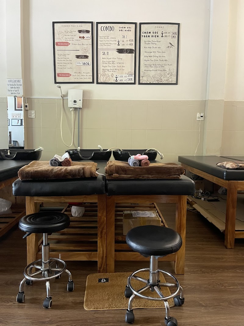 Gội Đầu Bằng Lá - GOLA Tuy Hòa - Day Spa in Tuy Hòa