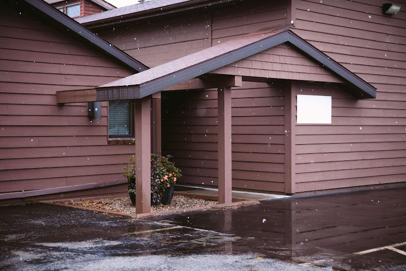 Gold Aspen Wellness Studio Neenah - Wellness Retreat in Neenah