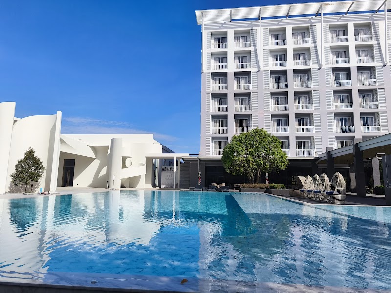 Golden City Rayong Hotel - Hotel Spa in Rayong