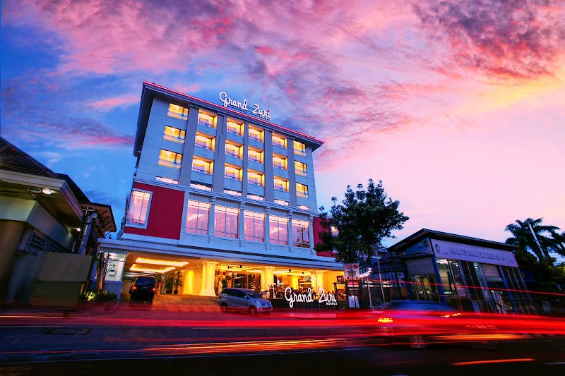 Grand Zuri Malioboro Hotel Yogyakarta - Hotel Spa in Yogyakarta
