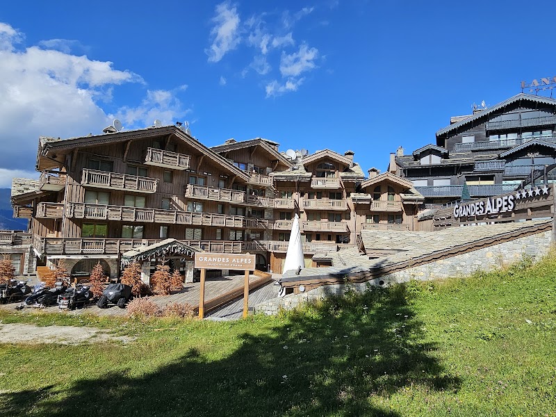 Grandes Alpes Private Hotel & Spa Courchevel - Hotel Spa in Courchevel