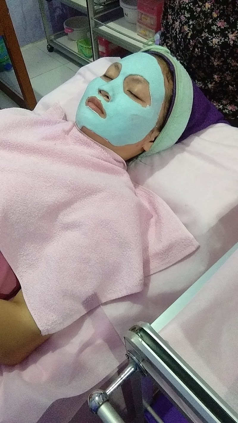 Griya Ayu Zea Surabaya - Wellness Retreat in Surabaya