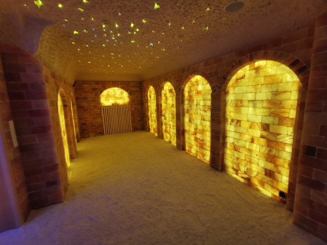 Grota Solna Legnica - Bursztynowa Komnata - Day Spa in Legnica