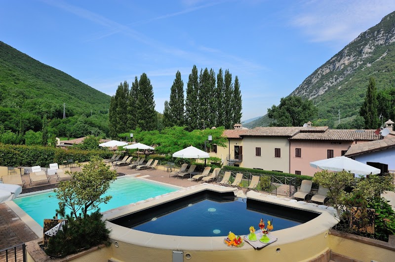 Guesia Village Hotel & Spa Umbria - Resort Spa in Umbria