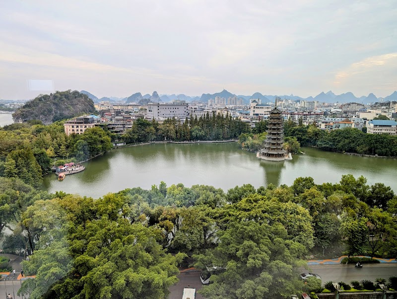 Guilin Lijiang Waterfall Hotel - Hotel Spa in Guilin