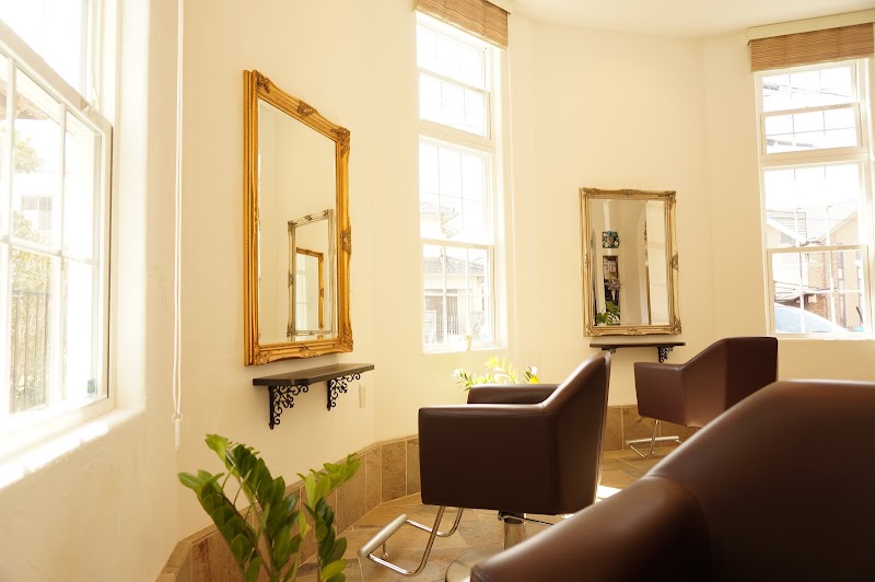 Hair & Beauty Bry Higashiura Town, Chita District - Day Spa in Higashiura Town, Chita District