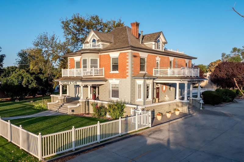 Hasbrouck House Salon and Spa Nampa - Day Spa in Nampa