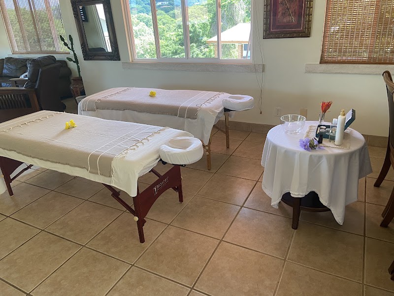 Healing Hands Massage & Salon Guanacaste