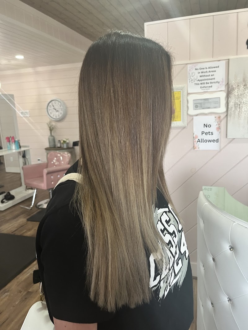 Hello Gorgeous at Be Still Salon & Spa Ider - Day Spa in Ider