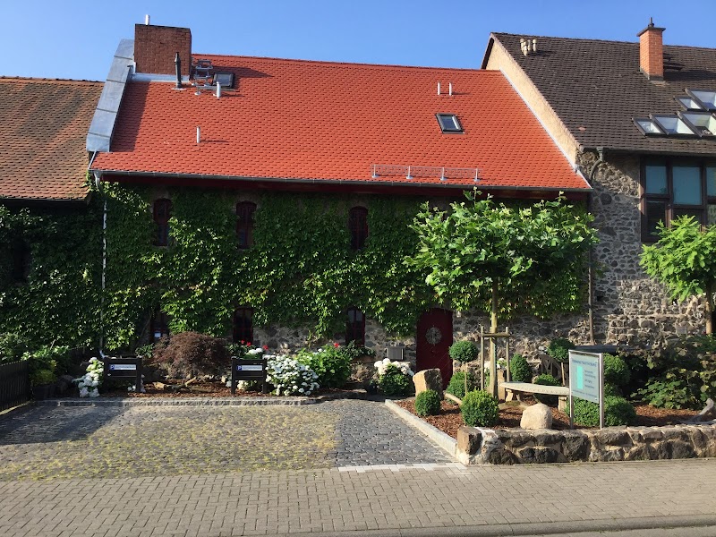 Hermens Hauttherapie Lich - Day Spa in Lich