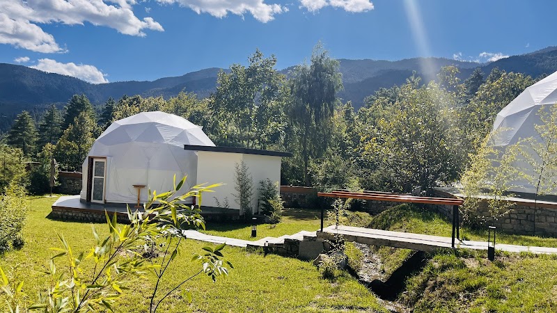 Highland Glamping Paro