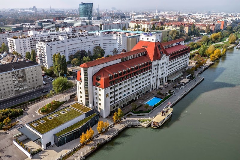 Hilton Vienna Waterfront - Hotel Spa in Vienna