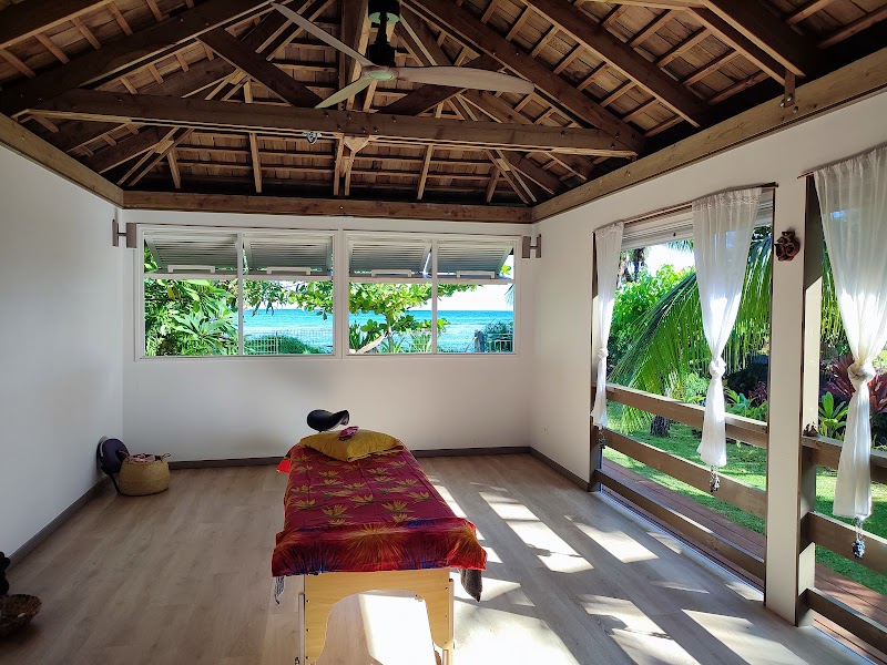 Hina massages Tahiti