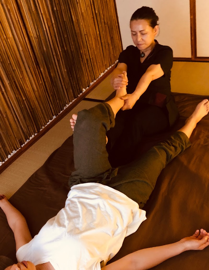 Hiroshima Mugwort Steam / Ear Acupressure / Onkatsu (Warmth Therapy) Hiroshima City Naka Ward - Day Spa in Hiroshima City Naka Ward