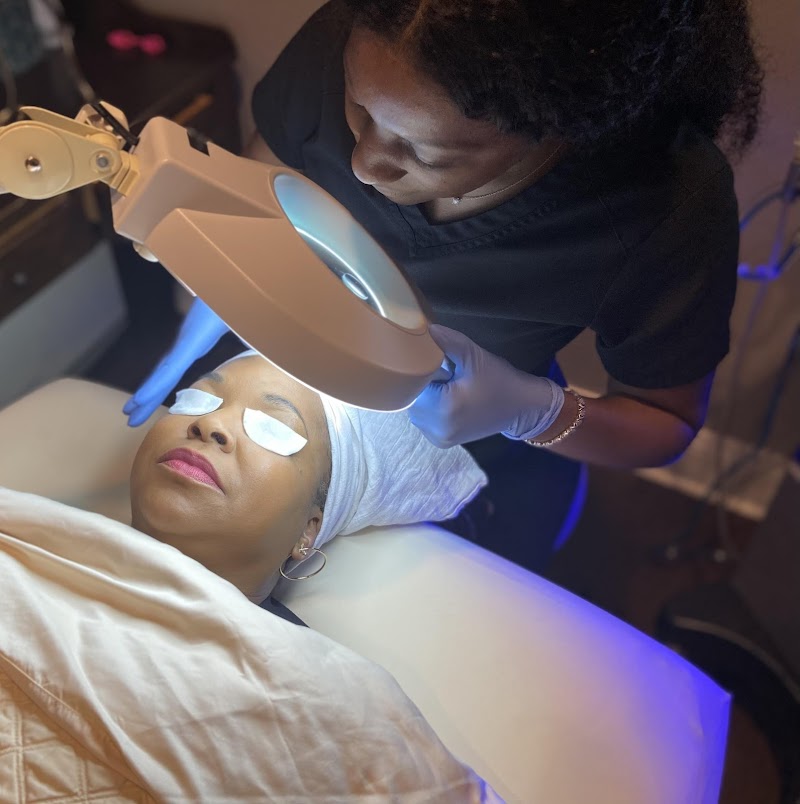 Hollywood Skin Atlanta Lawrenceville - Day Spa in Lawrenceville