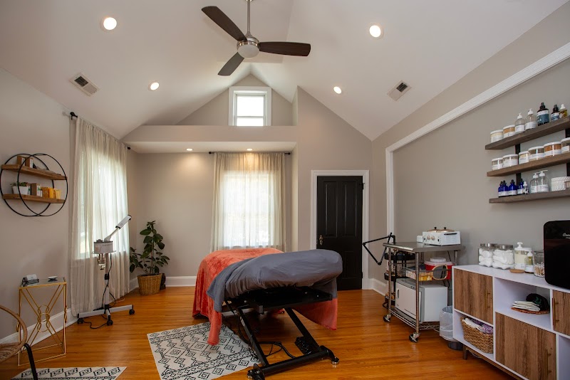 HOME Skincare and Wellness Woodbine - Wellness Retreat in Woodbine