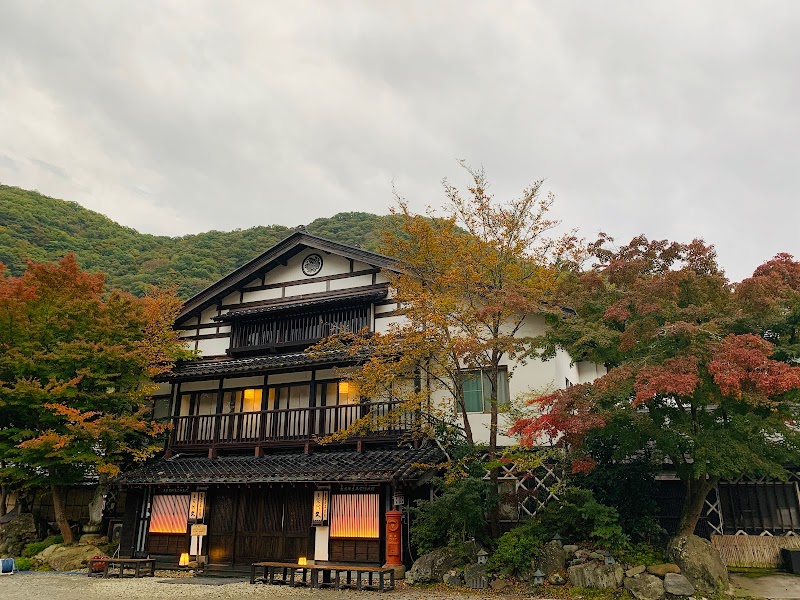 Honke Bankyu Nikko - Hotel Spa in Nikko