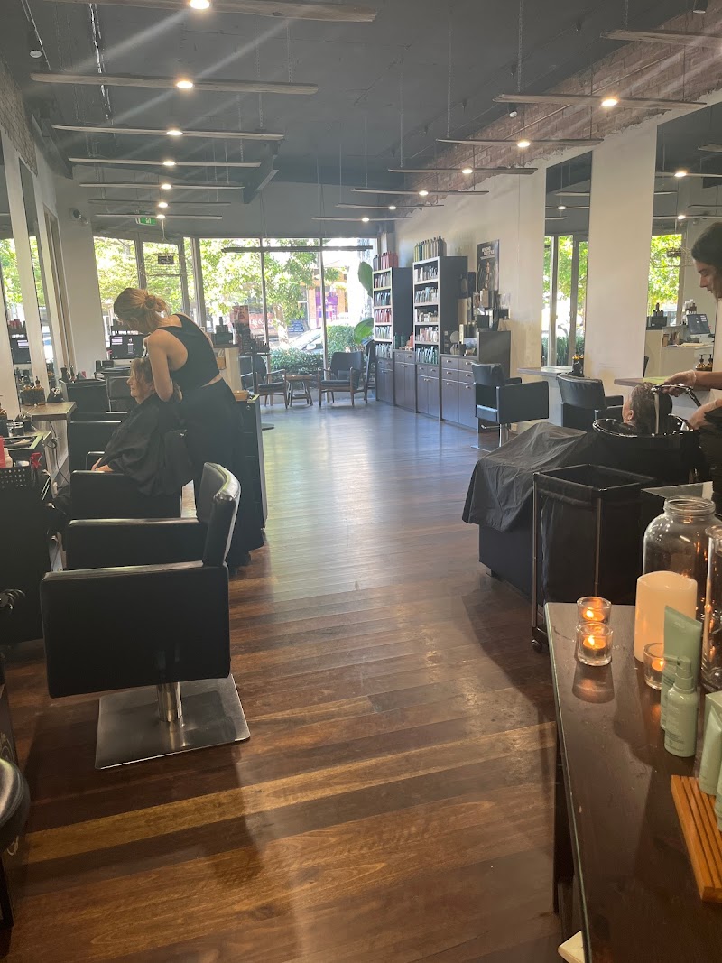 Hot Lox Hairdressing Newport - Day Spa in Newport