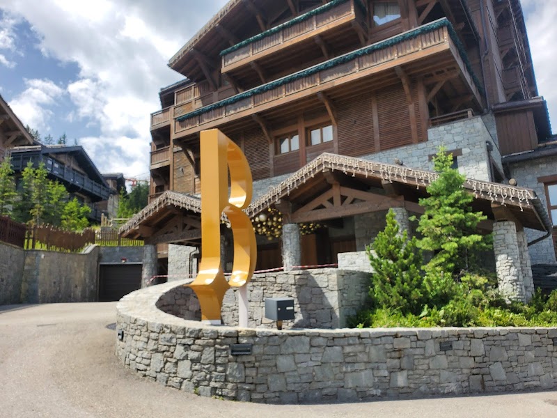 Hôtel Barrière Les Neiges Courchevel - Hotel Spa in Courchevel