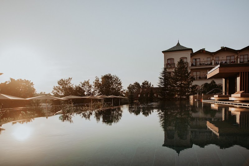 Hotel Genussdorf Gmachl Salzburg - Resort Spa in Salzburg