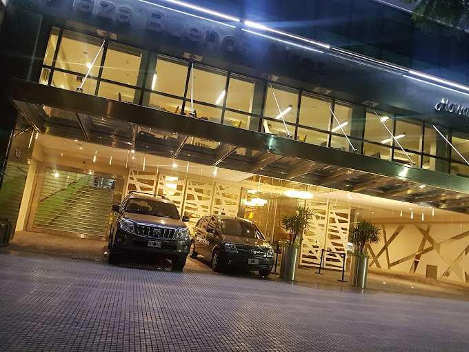 Howard Johnson Plaza by Wyndham Buenos Aires - Hotel Spa in Buenos Aires