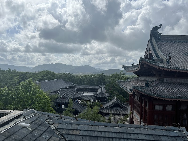 Huayu Resort & Spa Yalong Bay Sanya - Resort Spa in Sanya