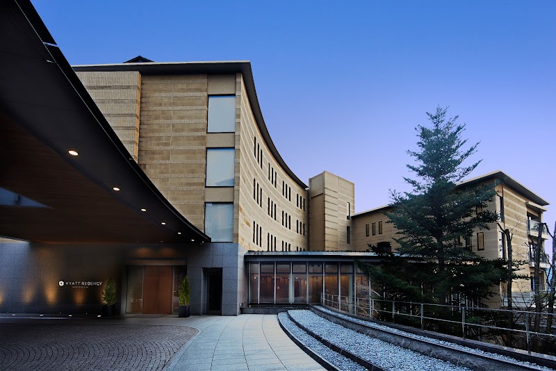 Hyatt Regency Hakone Resort and Spa - Resort Spa in Hakone