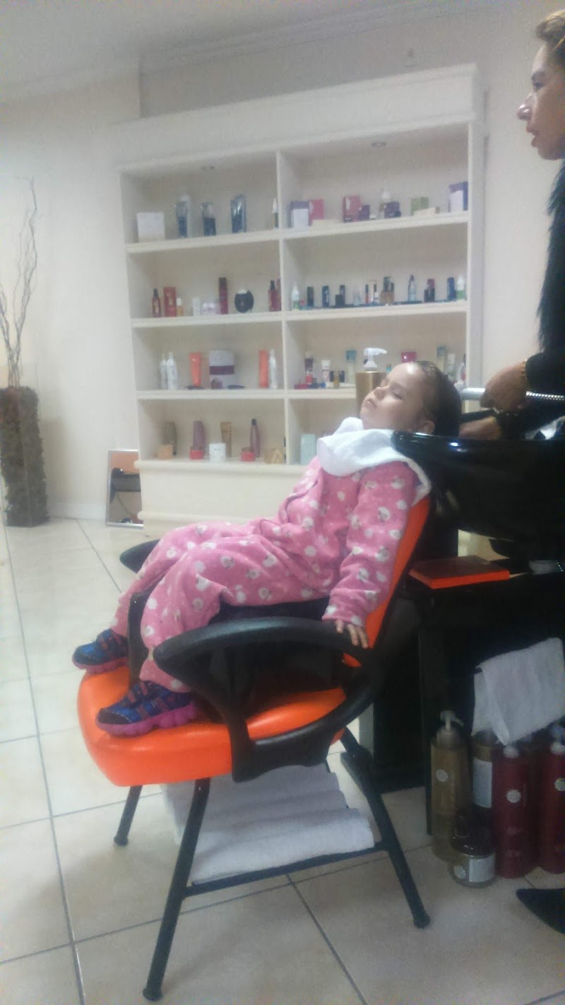 Iara Cabeleireira Joinville - Day Spa in Joinville