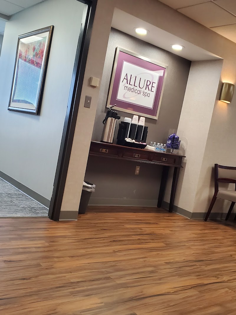 Injections R US Livonia - Day Spa in Livonia