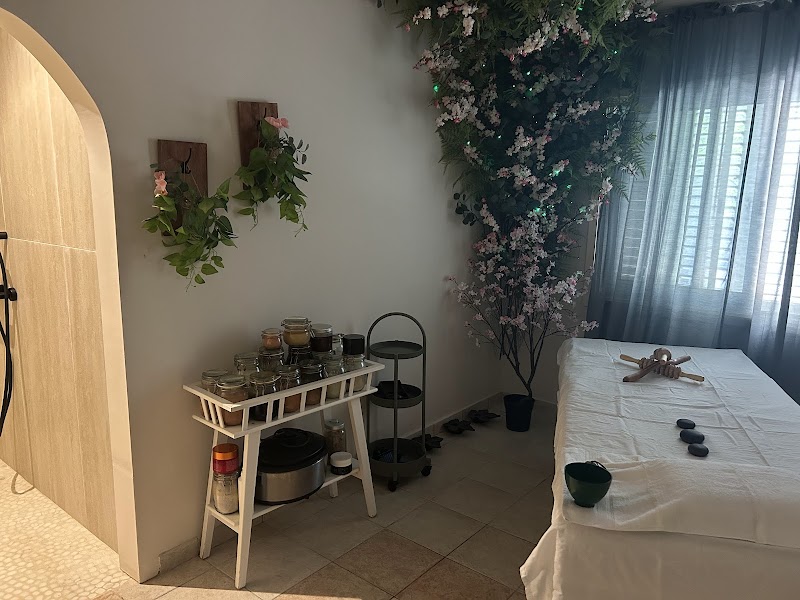 InSparation By Simone Aglantzia 2107