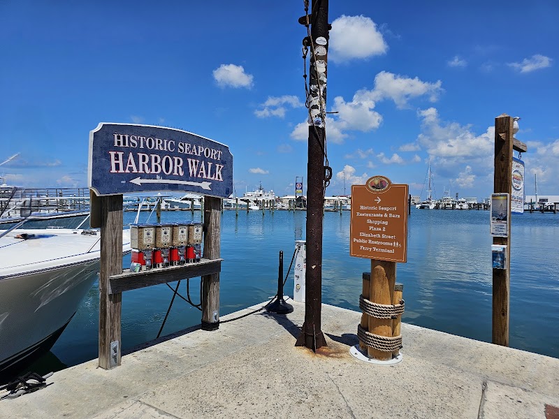 Island House Key West - Resort Spa in Key West