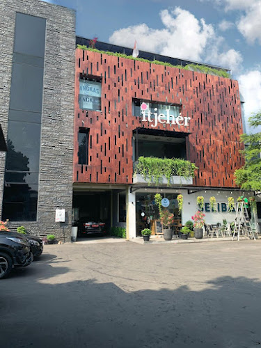 Itjeher - Hair & Beauty Salon South Jakarta City - Day Spa in South Jakarta City