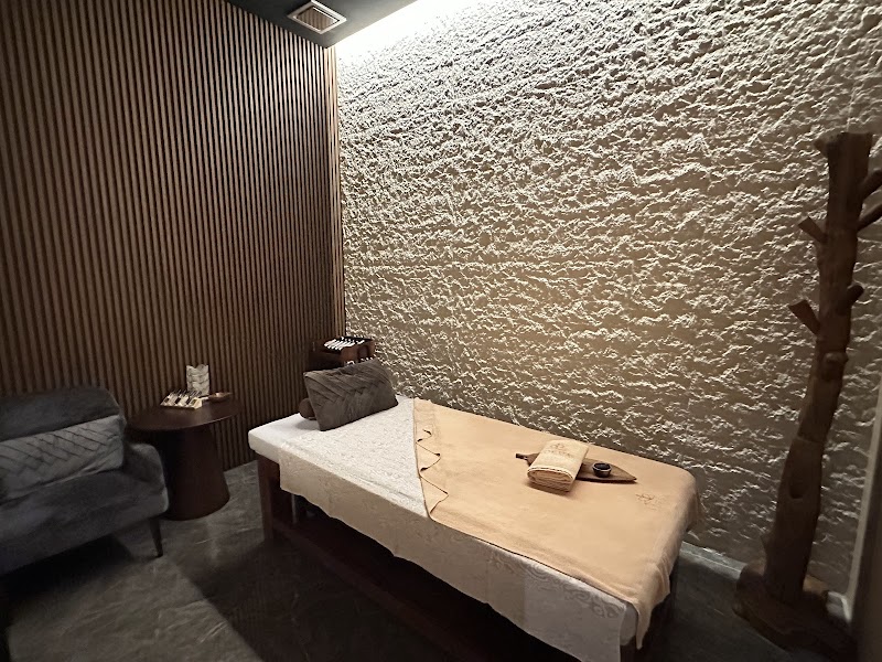 Izzara Home Spa Kuching photo