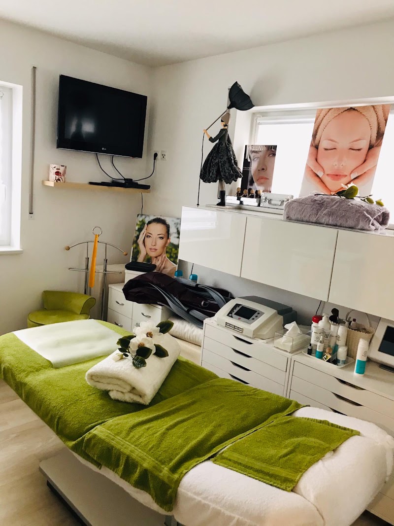 Jana's Beautysalon Kemnath - Day Spa in Kemnath