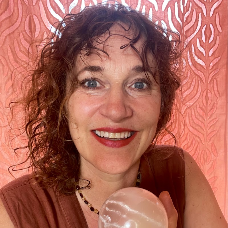 Javeda (Olivia Oils & Massage) Bruges