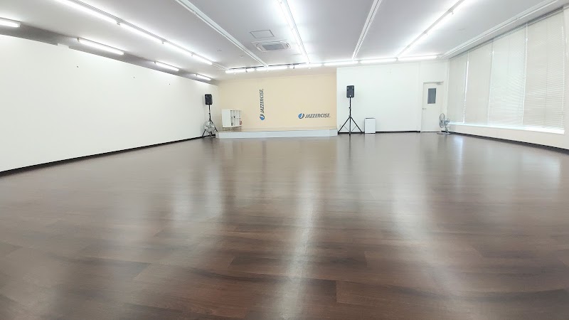 Jazzercise Studio Miyawaka Miyawaka City - Day Spa in Miyawaka City