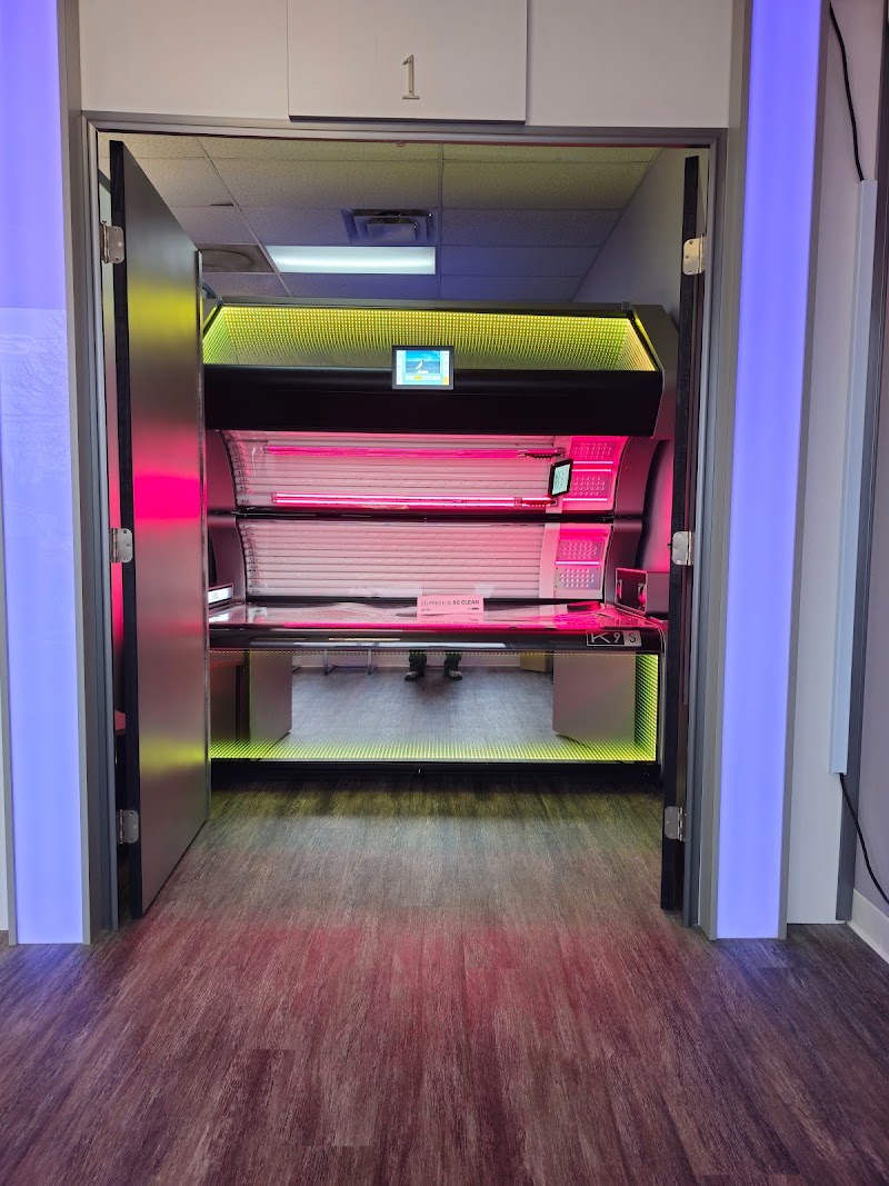 Just Me Time Wellness & Tanning Eastlake - Wellness Retreat in Eastlake