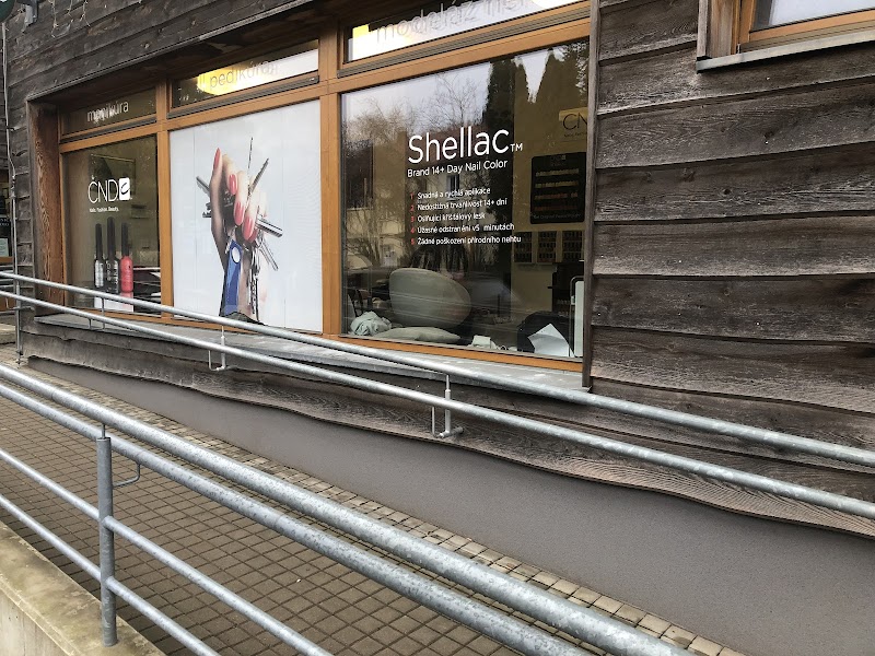 Kadeřnický salon Esmarin Mníšek pod Brdy - Day Spa in Mníšek pod Brdy