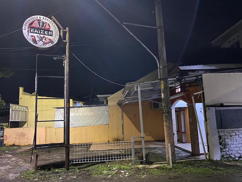 Kaizen Barbershop & Reflexiology Purwokerto - Day Spa in Purwokerto