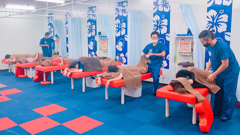 Kanasando Acupuncture and Osteopathic Clinic Urasoe City - Day Spa in Urasoe City