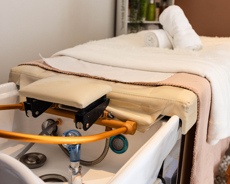 KELLY HEAD SPA Évian-les-Bains