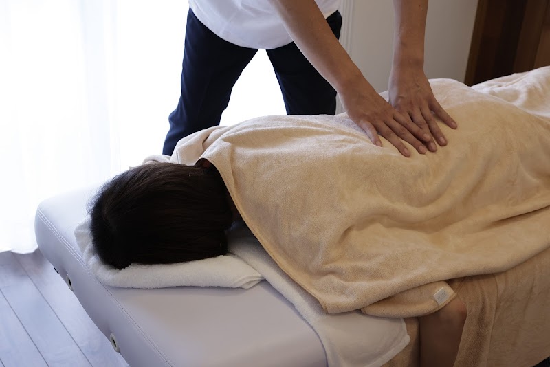 Kenkodo Acupuncture and Osteopathic Clinic Yokohama Branch [Traffic Accidents, Shoulder Stiffness, Back Pain, Massage, Seitai, Acupuncture, Beauty] Yokohama City Nishi Ward - Day Spa in Yokohama City Nishi Ward