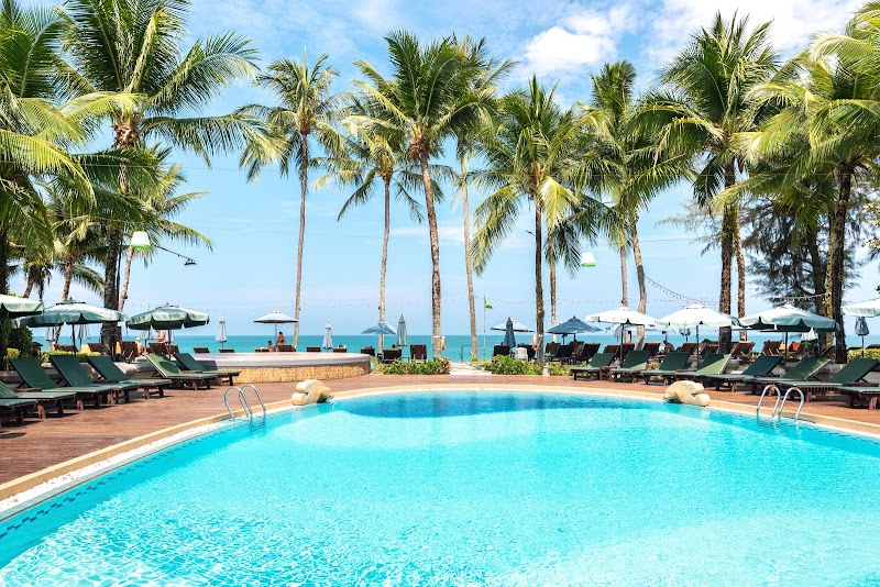 Khao Lak Bayfront Resort - Resort Spa in Khao Lak