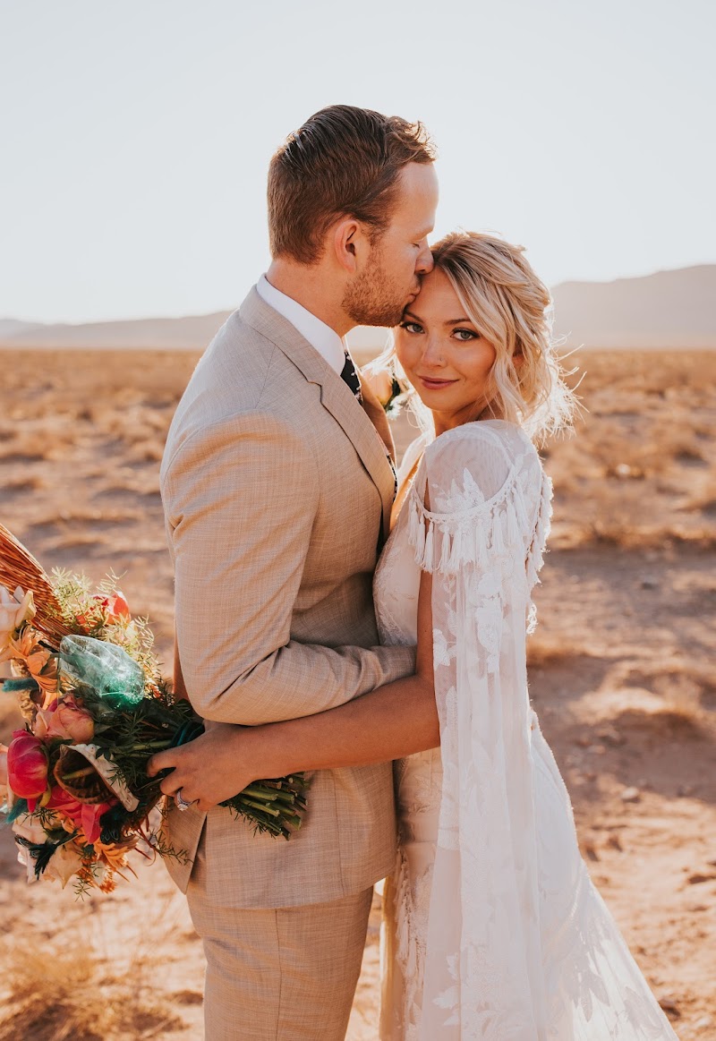 Kindred Beauty Boonville - Day Spa in Boonville